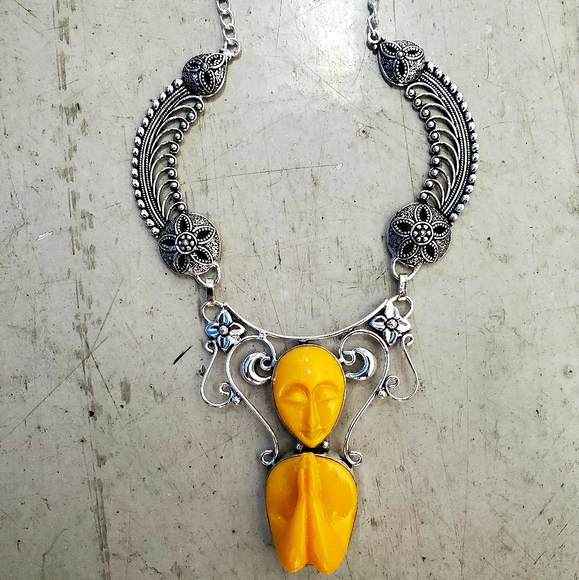 New Yellow Carved Praying Goddess 925 Silver Necklace. - Picture 1 of 10